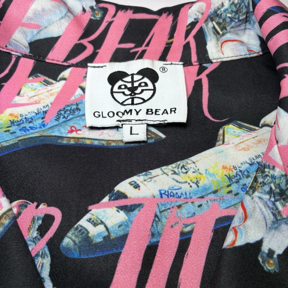 Gloomy Bear Mens Large Short Sleeve Button Up Tide Bear Space Shuttle Shirt - Picture 3 of 7